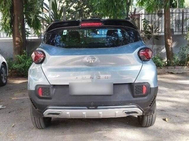 https://images10.gaadi.com/usedcar_image/3462234/original/zz1_crop_img_647add7296629_1685773682.jpg?imwidth=6402