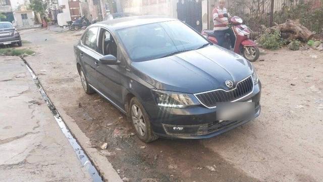 Skoda Rapid 1.0 TSI Ambition Skoda Rapid 1.0 TSI Ambition