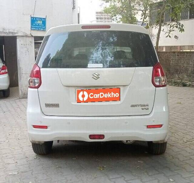https://images10.gaadi.com/usedcar_image/3462269/original/cfebb889-feeb-4b8c-8f73-0310cf09e0fd-VCC_IMG_1684846306900_1739637_96_1684846691_817f7b95-13a4-4fdb-92c6-55dc26004fdc.jpg?imwidth=6402