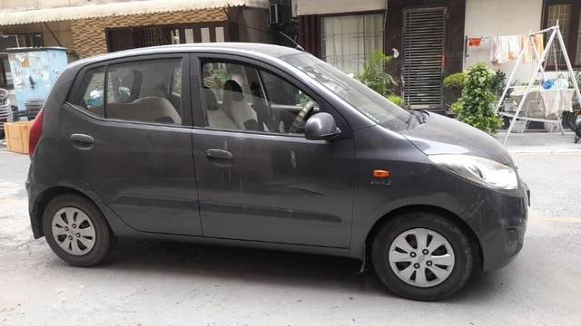 https://images10.gaadi.com/usedcar_image/3462272/original/8af8f07f-fdd3-4606-acce-2ce779f91b28-VCC_IMG_1684844938180_1739626_97_1684845382_bd376b04-0f34-49e2-84eb-b94e1ccbe3e5.jpg?imwidth=6401