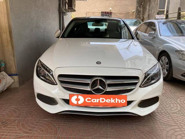 https://images10.gaadi.com/usedcar_image/3462331/original/usedcar_photo_2023_05_30_12_25_16_1201685509123_1685509396_1dbe5d3a-2e02-4186-9ad1-cc2d6b688032_f365e0c8-d4dc-42f1-9036-b998a5ba649d.jpg?imwidth=6402