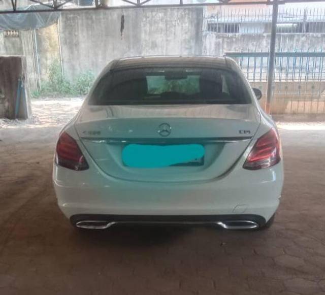 https://images10.gaadi.com/usedcar_image/3462398/original/used_car_2783408_1685514129_693ea532-bf9d-432c-b58b-f34242b7d140.jpg?imwidth=6401