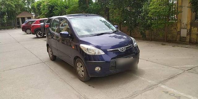 https://images10.gaadi.com/usedcar_image/3462586/original/fee66edf-e1da-49a3-8177-34cc336da232-VCC_1739713_116_1684909491_d60ced8a-daf6-4f85-b4dd-83a18b4c2b6c.jpg?imwidth=6400