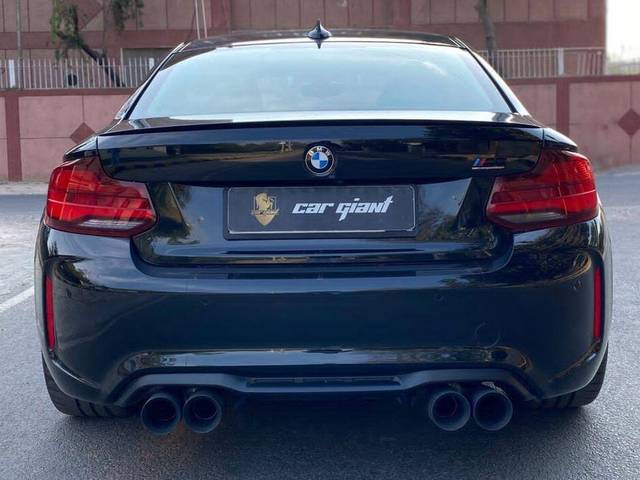 https://images10.gaadi.com/usedcar_image/3462857/original/zz1_crop_img_64772cb79e7f9_1685531831.jpg?imwidth=6402
