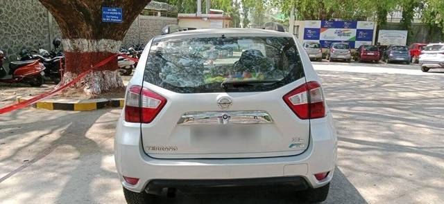 https://images10.gaadi.com/usedcar_image/3462962/original/3eb5cdac-815d-4393-8ccc-f076ba4290e1-VCC_1739923_96_1684930200_c6e6cb38-f1c8-4811-acf3-fa0f3fd712ea.jpg?imwidth=6402