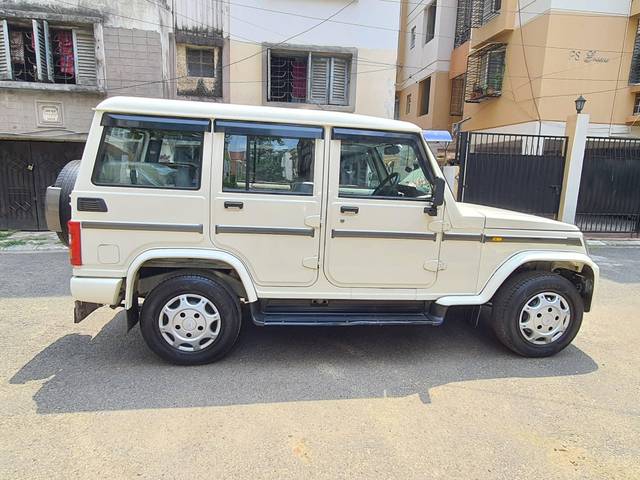https://images10.gaadi.com/usedcar_image/3463006/original/used_car_2783940_1685539306_e84b6014-6f8d-4f6c-8df3-fc88cf58ae87_99dada12-2489-451d-bdc4-a27a34249e4b.jpg?imwidth=6401