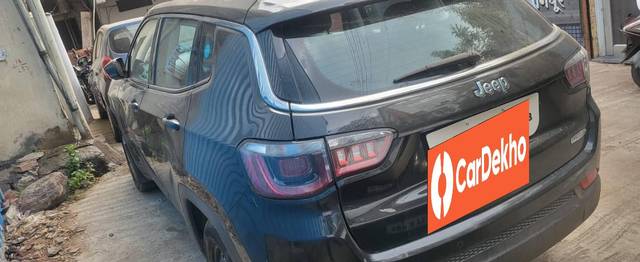 https://images10.gaadi.com/usedcar_image/3463054/original/250f1f98-c136-4811-bf04-5e8eb20c05a0_9f38fb5c-bd7e-4657-89e0-85e1bfc070ed.jpg?imwidth=6401