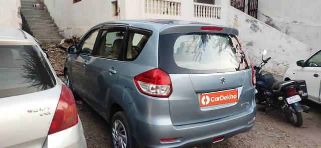 https://images10.gaadi.com/usedcar_image/3463068/original/55b3bcfd-74bd-4d5b-ac27-d13dd09f8068_75e828fc-7a10-41e7-8255-1de37c2b64e3.jpg?imwidth=6401