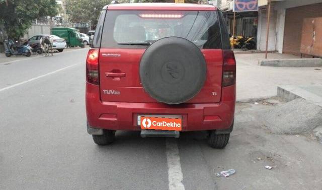 https://images10.gaadi.com/usedcar_image/3463101/original/4146c465-d907-4c0a-9b82-aaa88b87bb77-VCC_1740076_96_1684947340_f8790b31-a2f9-4a86-86d7-d588799dfff6.jpg?imwidth=6401