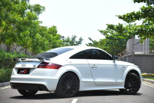 https://images10.gaadi.com/usedcar_image/3463269/original/used_car_2784098_1685601836_a2a27f28-af60-4afb-ad1b-2a34747f4884_6f695c1b-5cc7-4fae-b9b7-b00e37621779.jpg?imwidth=6402