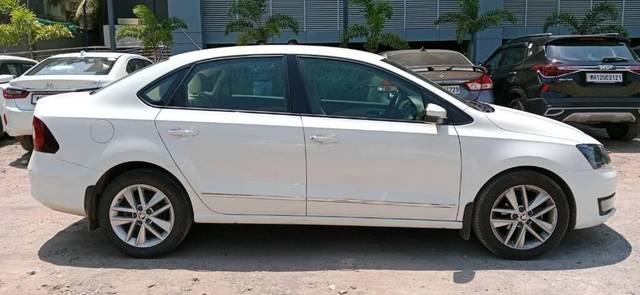 https://images10.gaadi.com/usedcar_image/3463306/original/c48bd42b-4dda-4d9a-a2ac-1c112c5a4392-VCC_IMG_1684994614595_1740217_97_1684995110_bcfa19bc-a972-4fd0-a415-ee7b4b1ed26d.jpg?imwidth=6401