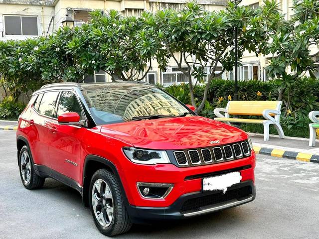https://images10.gaadi.com/usedcar_image/3463363/original/used_car_2784180_1685606745_6365a163-0b86-4937-aa29-b97049f5dc6a.jpg?imwidth=6400