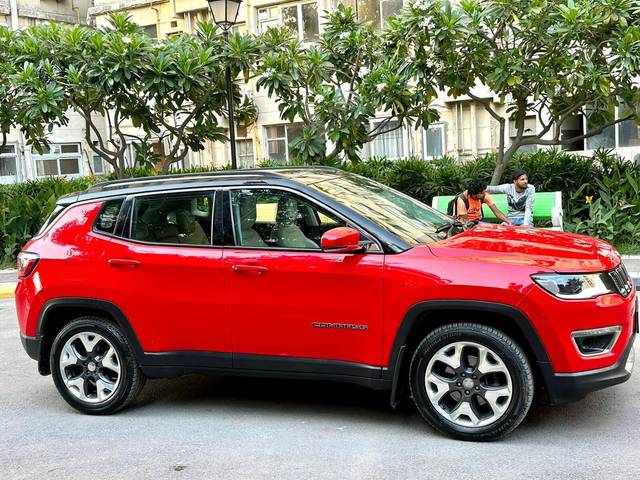https://images10.gaadi.com/usedcar_image/3463363/original/used_car_2784180_1685606763_6365a163-0b86-4937-aa29-b97049f5dc6a.jpg?imwidth=6401