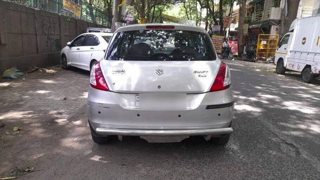 https://images10.gaadi.com/usedcar_image/3463467/original/ecfb13fc-49b3-4076-bd65-96cb165c8aa0-VCC_1740230_96_1685001417_5af44382-b341-4c75-ace1-adf56ac55dc4.jpg?imwidth=6402