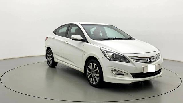https://images10.gaadi.com/usedcar_image/3463532/original/usedcar_8_727171685608877_1685609118_f729de2e-214f-400b-8661-af925d719c71.jpg?imwidth=6400
