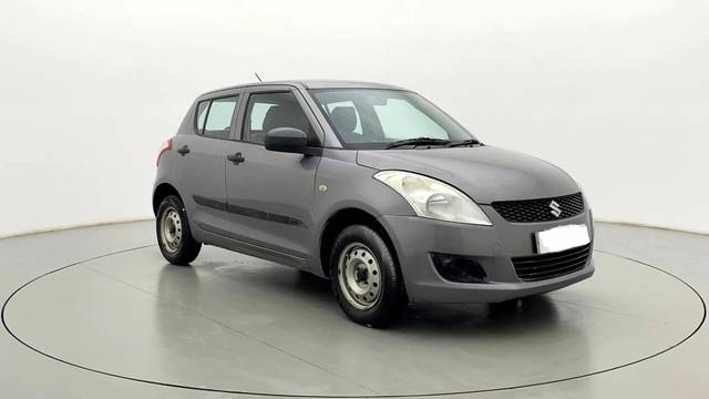 https://images10.gaadi.com/usedcar_image/3463561/original/usedcar_2_729901685609642_1685609748_b842e9f1-0aa1-43bc-a973-423bfdd5a6f2_78479e7a-8b74-4909-a4a8-3885acc35e52.jpg?imwidth=6400