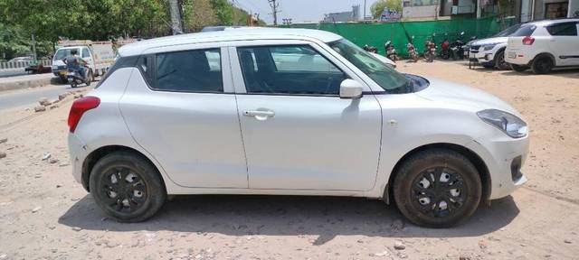 https://images10.gaadi.com/usedcar_image/3463743/original/1bbd7b98-1023-49d7-b6d0-82c38e6678ef-VCC_IMG_1684999575130_1740266_97_1684999613_96479b76-ab92-4874-8caf-454acdce58c2.jpg?imwidth=6401