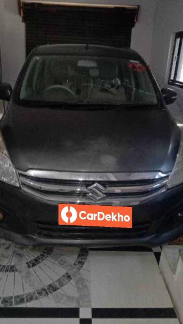 https://images10.gaadi.com/usedcar_image/3463782/original/619302ea-01ae-48ae-9ea0-535e7da28aee_a60a7d91-453a-48f7-ab19-c35bec21150a.jpg?imwidth=6400