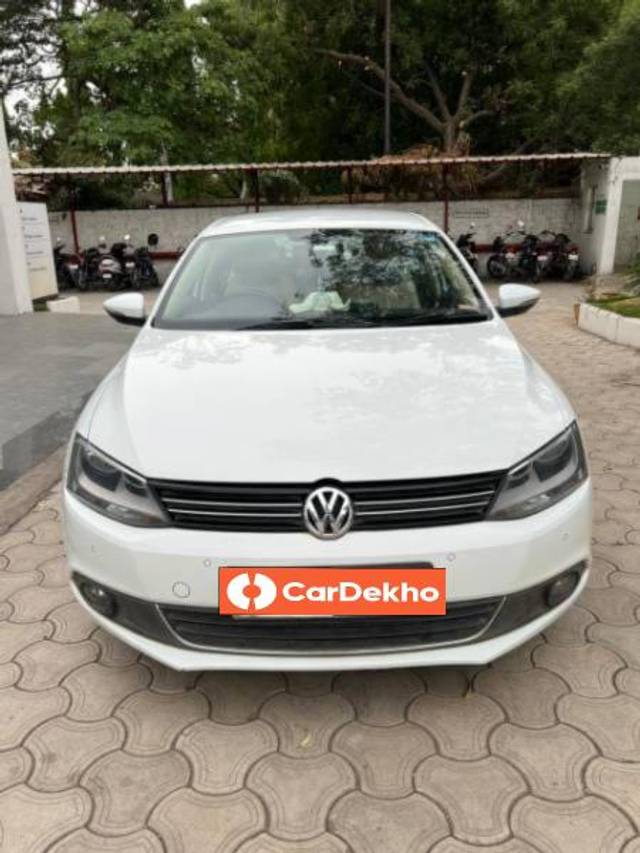 https://images10.gaadi.com/usedcar_image/3463784/original/464ae270-2832-42c2-9ede-e07a5eb463ca_70f48485-85ad-450c-b0d8-d9e3adbe8336.jpg?imwidth=6400