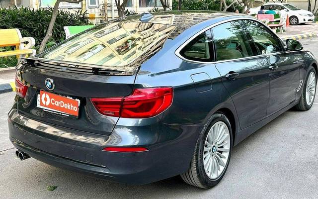 https://images10.gaadi.com/usedcar_image/3463848/original/zz1_crop_img_647975699403b_1685681513.jpg?imwidth=6401