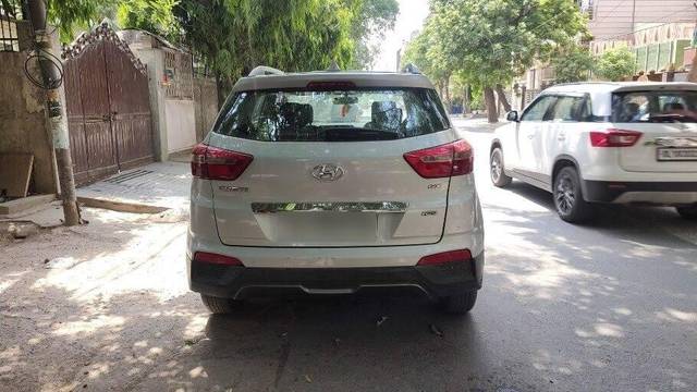 https://images10.gaadi.com/usedcar_image/3463933/original/36504c82-0429-489b-b644-897e93667c17-VCC_1740301_96_1685023402_6202d231-0f0f-4fe0-a6b2-8068a943a0a9.jpg?imwidth=6401