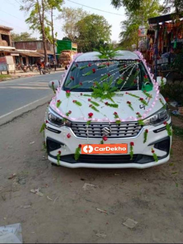 https://images10.gaadi.com/usedcar_image/3463983/original/e82ce2fc-19b2-40fb-b994-0d766f424e20_91095e1d-4f68-41a1-b624-29bfba170f8b.jpg?imwidth=6400