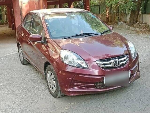 https://images10.gaadi.com/usedcar_image/3464002/original/zz1_crop_img_6479d616a1c82_1685706262.jpg?imwidth=6400