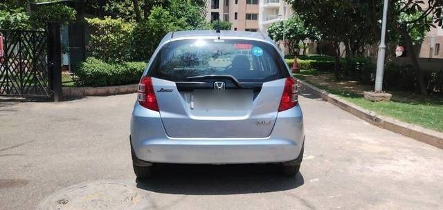 https://images10.gaadi.com/usedcar_image/3464030/original/564f222a-d948-4dbe-985f-977abb33d93b-VCC_1741506_96_1685428487_c6cc90af-dad6-4d53-96fa-33a19aef1e7b_9974751e-b822-49df-b422-20bf9a612680.jpg?imwidth=6402