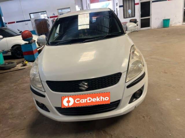 https://images10.gaadi.com/usedcar_image/3464375/original/25ab13a3-3472-4434-8aad-5419dd6bfb8b_90847655-10a1-4d27-8fa3-d3eb8df159ad.jpeg?imwidth=6401