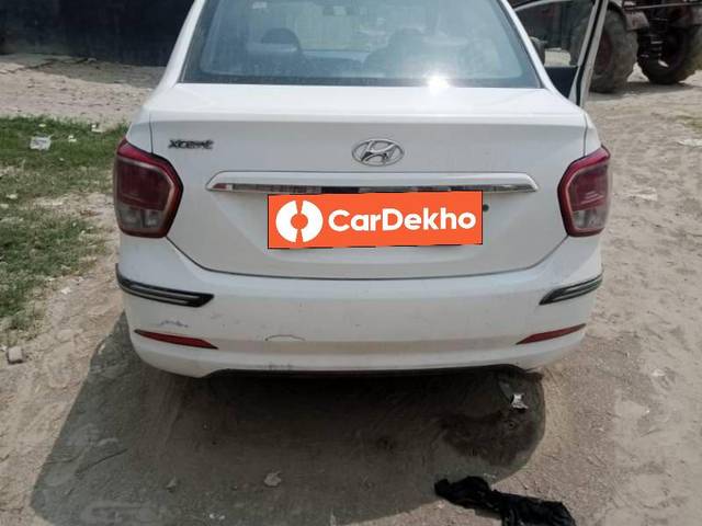 https://images10.gaadi.com/usedcar_image/3464406/original/6ff9edf1-2b96-4e4b-b921-5ebe2036bcb2_e9a068a6-491d-4a86-a8bd-e37714a630d0.jpg?imwidth=6400