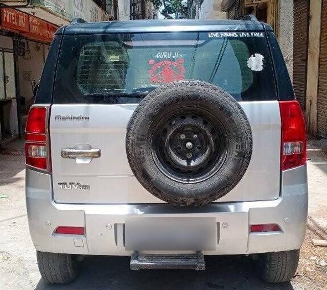 https://images10.gaadi.com/usedcar_image/3464558/original/83c5715c-4464-463f-81aa-178e7da6b55b-VCC_1740559_96_1685094735_4956df69-3810-46e4-96ed-75a5b5338d0e.jpg?imwidth=6402