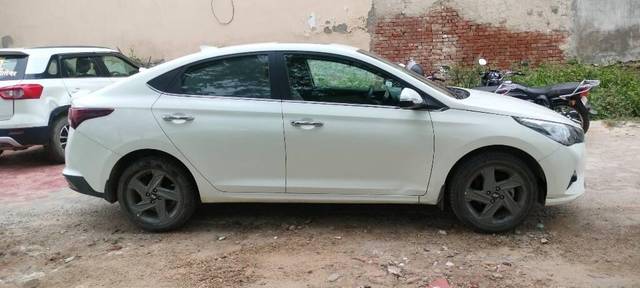 https://images10.gaadi.com/usedcar_image/3464655/original/57909ec2-3a9f-419e-b1d9-b2fb69d4a6a6-VCC_IMG_1685090027433_1740621_97_1685090677_0c6d559f-b461-4534-a5aa-1b118ddc84df.jpg?imwidth=6401