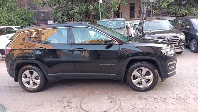 https://images10.gaadi.com/usedcar_image/3464907/original/used_car_2785467_1685722467_51de5c49-8cc4-4344-808d-847b8cc5b3a6.jpg?imwidth=6401