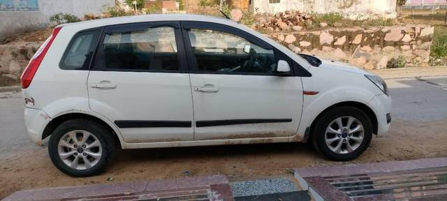 https://images10.gaadi.com/usedcar_image/3464913/original/a319eaea-f85e-43dd-b2a5-e3f3af4b0270-VCC_IMG_1685101598466_1740726_97_1685101917_10838273-a486-4849-9402-05c11f890a7b.jpg?imwidth=6401