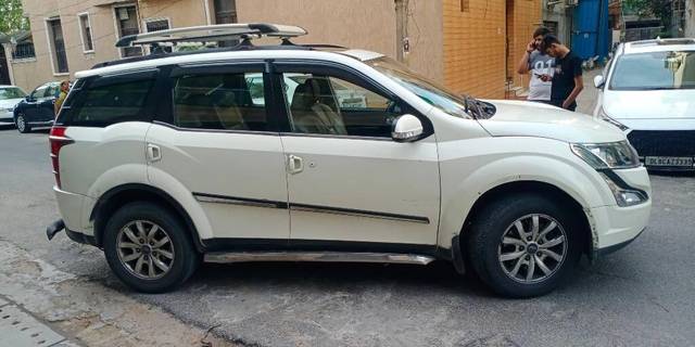 https://images10.gaadi.com/usedcar_image/3464916/original/0db7c65d-b8ae-49e7-9212-996b935f9dad-VCC_IMG_1685101530574_1740719_97_1685101558_cb80d822-4577-4567-852c-84a6dc44b8ac.jpg?imwidth=6401