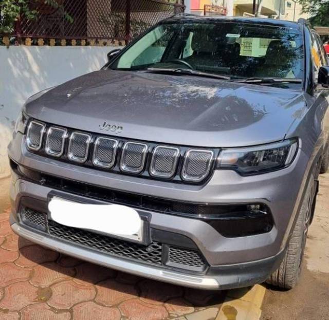 https://images10.gaadi.com/usedcar_image/3464976/original/7f1d0ad3-928a-410a-acb8-69124625168e_3ee08d0f-fb46-4fbb-b282-395553f8c2d4.jpg?imwidth=6402