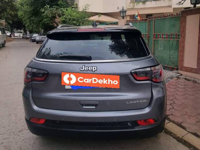 https://images10.gaadi.com/usedcar_image/3464976/original/8a0b3e9e-076f-40bf-a72d-9e5a6162a561_3ee08d0f-fb46-4fbb-b282-395553f8c2d4.jpg?imwidth=6400