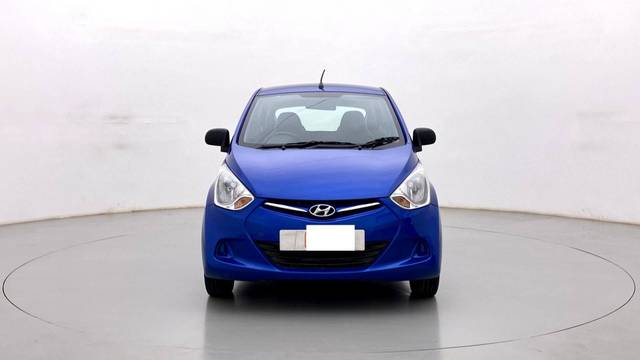 https://images10.gaadi.com/usedcar_image/3465058/original/usedcar_1_727151685771682_1685771695_9fa1ad76-9636-476a-b9b4-2b07df110518.jpg?imwidth=6400