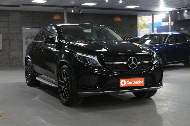 https://images10.gaadi.com/usedcar_image/3465163/original/usedcar_img_20230503_wa0261_257331685773738_1685773892_9fd6b994-cd98-472a-83a9-961d8527f2bf.jpg?imwidth=6400