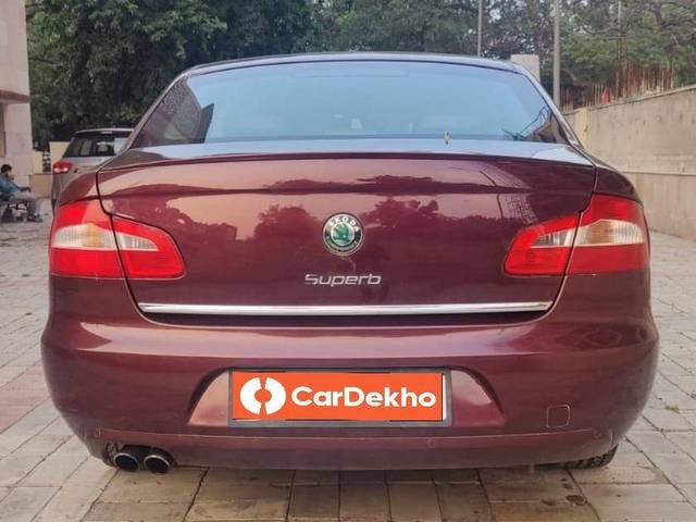 https://images10.gaadi.com/usedcar_image/3465268/original/zz1_crop_img_647b11728ccac_1685786994.jpg?imwidth=6402