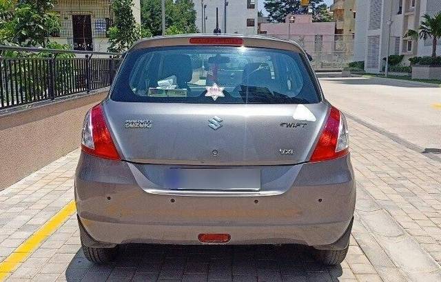 https://images10.gaadi.com/usedcar_image/3465302/original/0f7aae0c-36e0-4fa4-adb8-afed950b5f50-VCC_1740812_96_1685174684_3a37b6df-a48f-4472-85dc-b5977a18f836.jpg?imwidth=6402