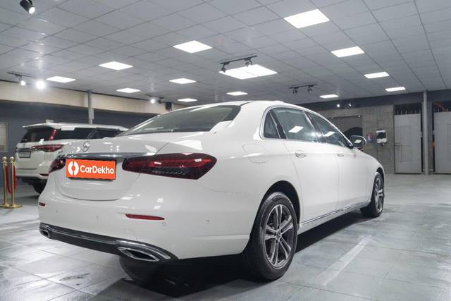 https://images10.gaadi.com/usedcar_image/3465307/original/usedcar_img_20230503_wa0302_257331685781190_1685781422_da8c468e-b6b7-4a5e-b5ac-7e20efa8a01f.jpg?imwidth=6402