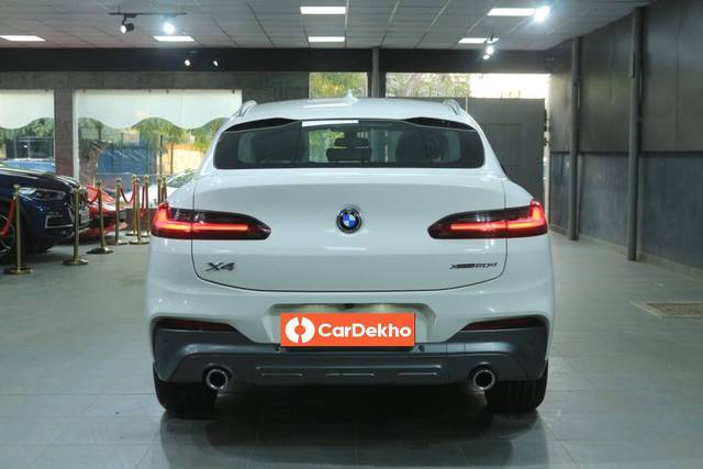 https://images10.gaadi.com/usedcar_image/3465401/original/usedcar_img_20230503_wa0655_257331685786879_1685786932_83d0994f-9378-4099-a621-4a88bcff3a99.jpg?imwidth=6402