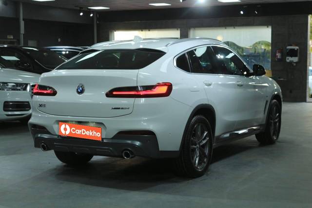 https://images10.gaadi.com/usedcar_image/3465401/original/usedcar_img_20230503_wa0681_257331685786879_1685786934_83d0994f-9378-4099-a621-4a88bcff3a99.jpg?imwidth=6401