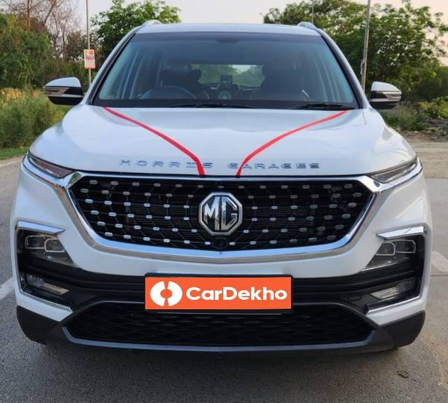 https://images10.gaadi.com/usedcar_image/3465417/original/used_car_2785878_1685787883_603e344e-eac0-49fa-8e14-8b267294c594.jpg?imwidth=6402