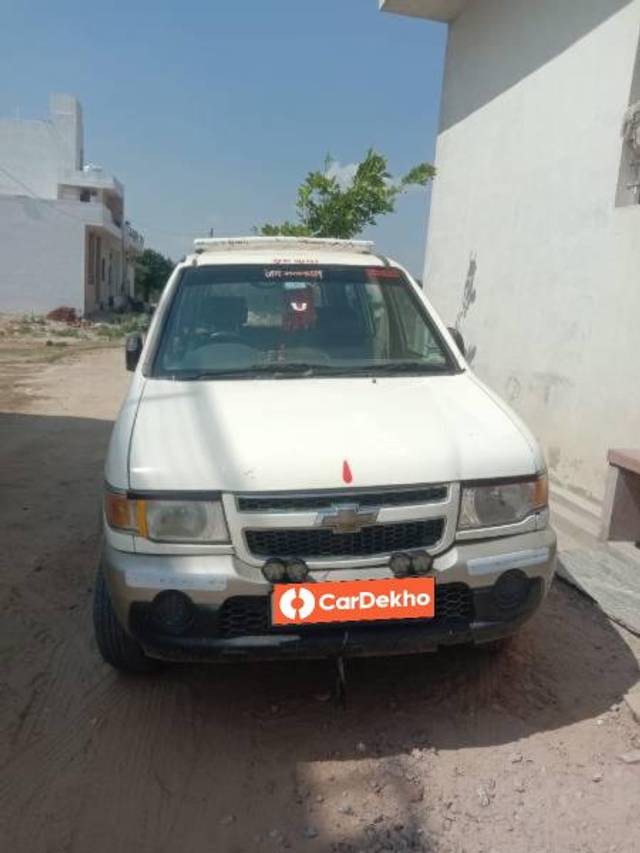 https://images10.gaadi.com/usedcar_image/3465473/original/9857261e-17d6-4462-b17b-46576568b8e3_5292e50c-60d0-4813-8b2b-857f2e3adc1a.jpg?imwidth=6400