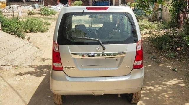 https://images10.gaadi.com/usedcar_image/3465479/original/82684c91-a28d-4e0b-8718-1d75a6d0e1d9-VCC_1740885_96_1685185263_674d399a-e026-4907-959e-4192ec0eb9ce.jpg?imwidth=6401