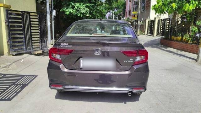https://images10.gaadi.com/usedcar_image/3465546/original/958943b3-d987-4052-b230-be00016d98ad-VCC_1740924_96_1685187781_18dc666a-e48a-47cb-95ff-aa9dba8055ea.jpg?imwidth=6402