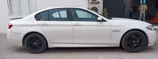 https://images10.gaadi.com/usedcar_image/3465613/original/zz1_crop_img_647eebe9a5c7d_1686039529.jpg?imwidth=6401