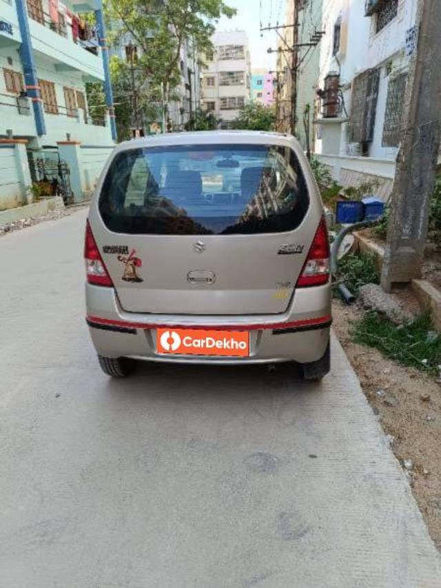 https://images10.gaadi.com/usedcar_image/3465702/original/838a84d8-64cf-409e-8a97-45ff9c5baa9d_89598208-29f6-4ed2-ac0c-223a48ee6795.jpg?imwidth=6401